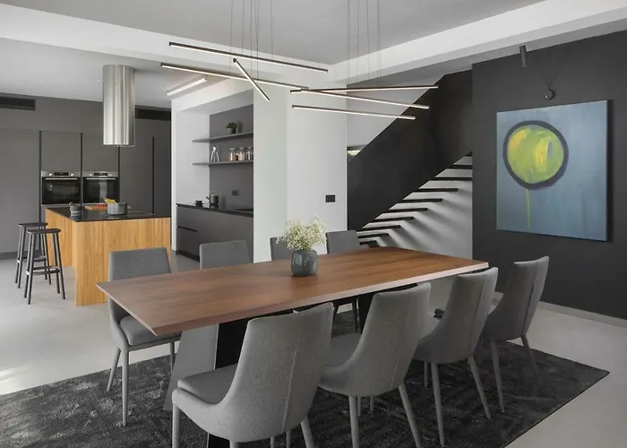 빌라 Modern 55 With Pool And *